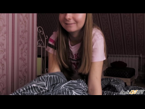 ❤️ U-Blondie Umunca Ngokujulile I-BFF yakhe futhi Uthola Ingquza Emlonyeni Wakhe Izocansi nje kithi zu.fuxporn-com.ru ❌️